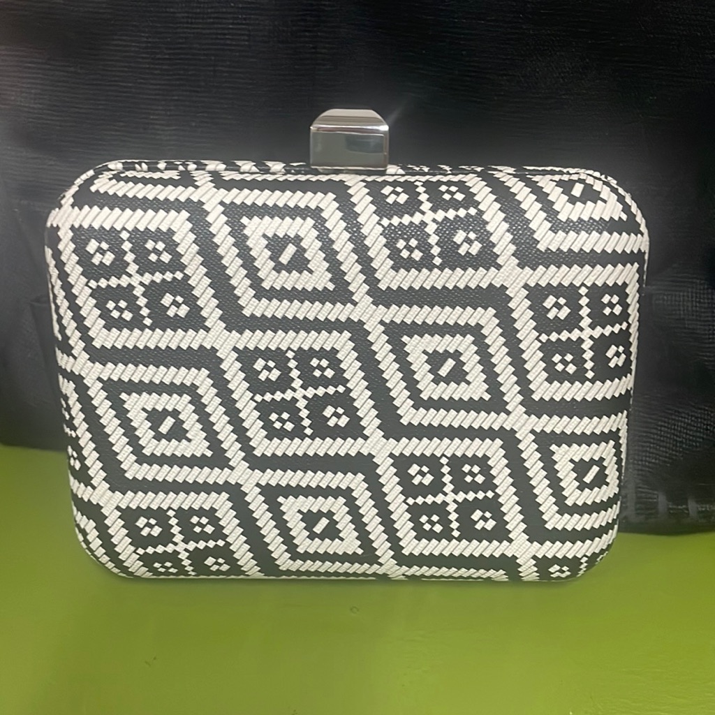 Zara Basic Collection Clutch